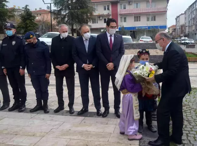 Vali Karadeniz Selendi'de incelemelerde bulundu