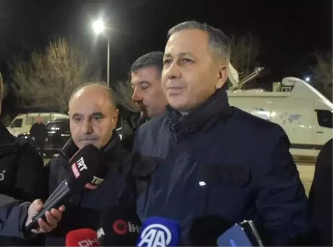 Bakan Yerlikaya: Hareket 200 Metre Yüksekliğe Sahip Bir Yamaç Boyunca Oldu