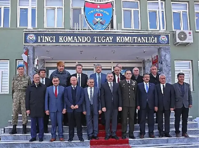 Belediye Başkanlarından Komando Tugayı'na Taziye Ziyareti