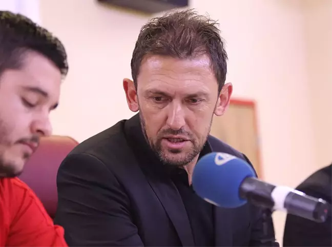 Zor Süreci, Takım ve Şehirle Bütünleşerek Atlatacağız
