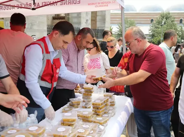 Milli Savunma Bakanı Yaşar Güler, KKTC Cumhurbaşkanı Tatar tarafından kabul edildi