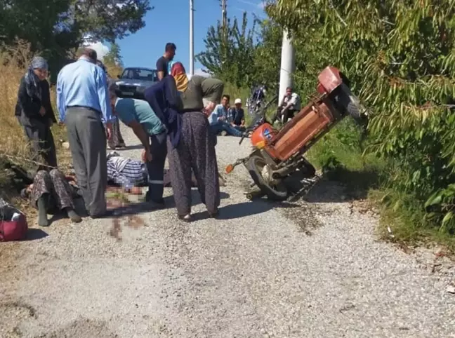 Manisa'da Sepetli Motosiklet Kazası: 1 Ölü, 2 Yaralı