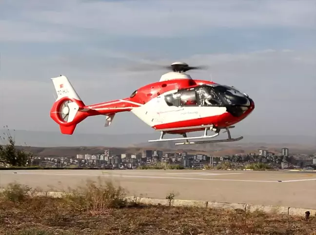 Beypazarı'nda Kalp Krizi Geçiren Hasta Ambulans Helikopterle Ankara'ya Nakledildi