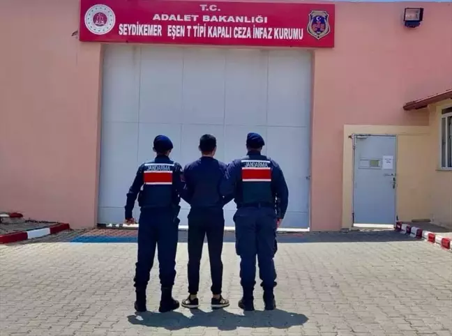 19 Yıl Hapis Cezaevi Kaçak Hükümlü Fethiye'de Yakalandı
