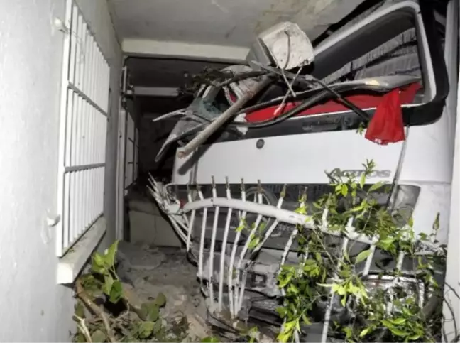 Bursa'da Trafik Kazası: 1 Yaralı