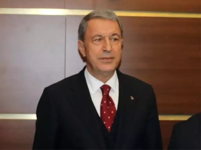 Bakan Akar Dündar ve Fidan ile Bir Araya Geldi