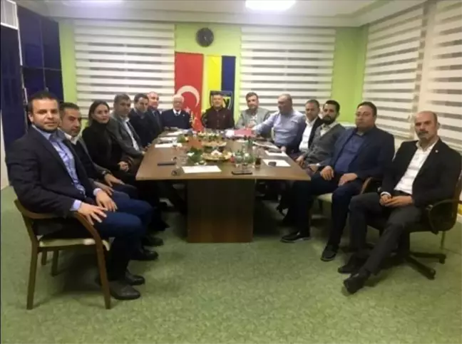 Tarsus İdman Yurdu'nda yeni yönetim görev bölümü yaptı