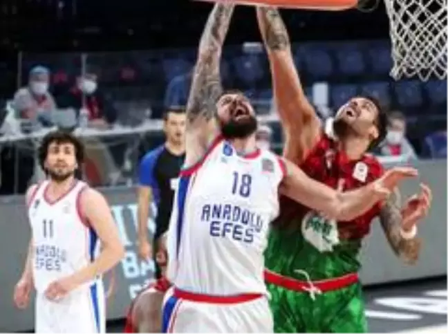Basketbol Süper Ligi: Anadolu Efes: 74 - Pınar Karşıyaka: 61