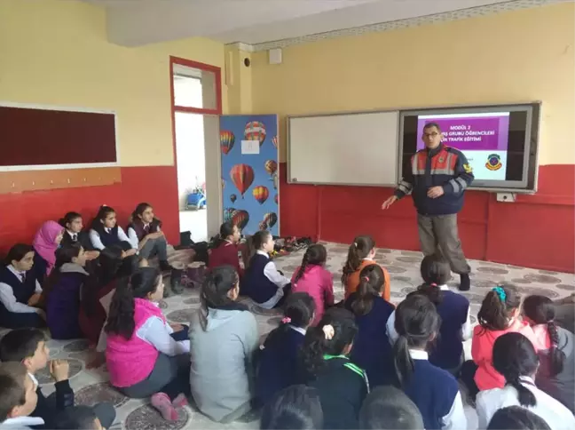 Kulu'da Öğrencilere Trafik Eğitimi Verildi