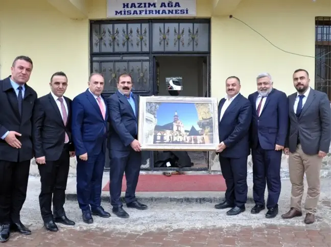 Şenoba Belediye Başkanı Babat, vatandaşların elektrik borcunu cebinden ödedi