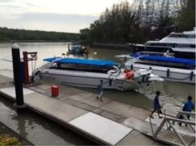 Phuket Adası'nda sürat tekneleri çarpıştı: 2 ölü, 20 yaralı