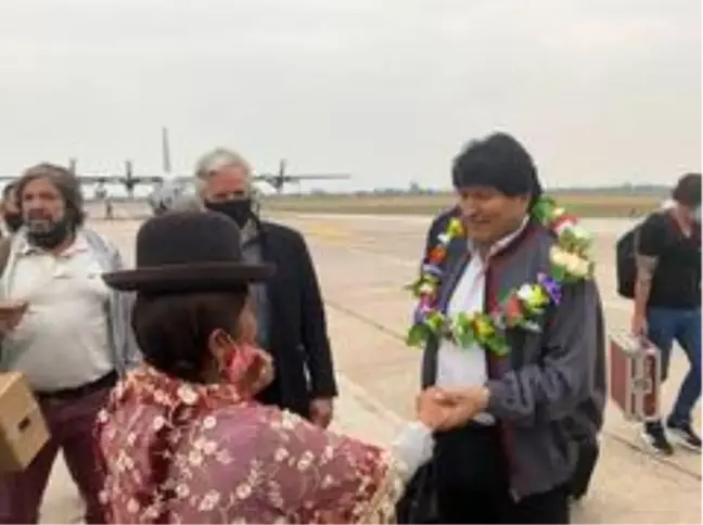 Eski Bolivya Devlet Başkanı Morales sürgündeki bir yılın ardından ülkesine döndü