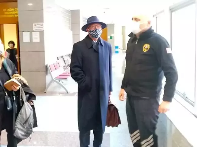 Erol Mütercimler imam hatip mezunlarına yönelik sözleri nedeniyle ikinci kez hakim karşısında
