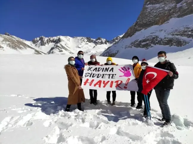 Kadın dağcılar Bolkarlara tırmandı