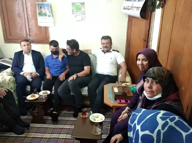 Son Dakika | Kaymakam Çimşit'ten şehit ailesine babalar günü ziyareti