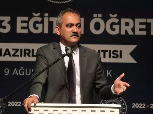 Bakan Özer: Türkiye'nin eğitim gündeminden bağış olayını düşürelim (2)