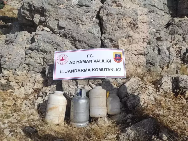 Adıyaman'da PKK/KCK'ya yönelik operasyonda yaşam malzemeleri bulundu