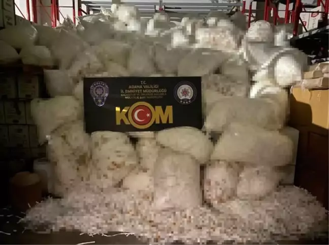 Adana'da 112 Milyon Gümrük Kaçağı Makaron ve 5 Milyon Sigara Ele Geçirildi