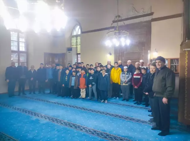 Nallıhan Müftülüğü Gençlerle Sabah Namazı Buluşması düzenledi