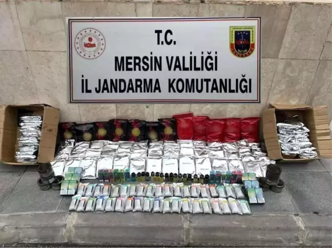 Mersin'de Jandarma Operasyonu: 86 Adet Elektronik Sigara ve 96 Kilogram Nargile Tütünü Ele Geçirildi