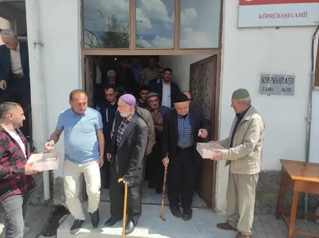 Çorum'un İskilip ilçesinde şehit Jandarma Uzman Çavuş Habip Gökçe için mevlit okutuldu