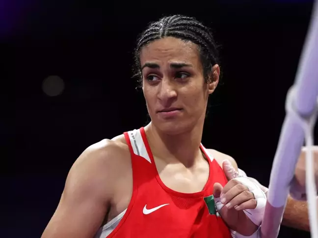 İtalyan Boksör Angela Carini'nin Olimpiyat Maçından Çekilmesi Tartışma Yarattı