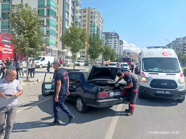 Malatya'da İki Ayrı Trafik Kazası: 4 Yaralı