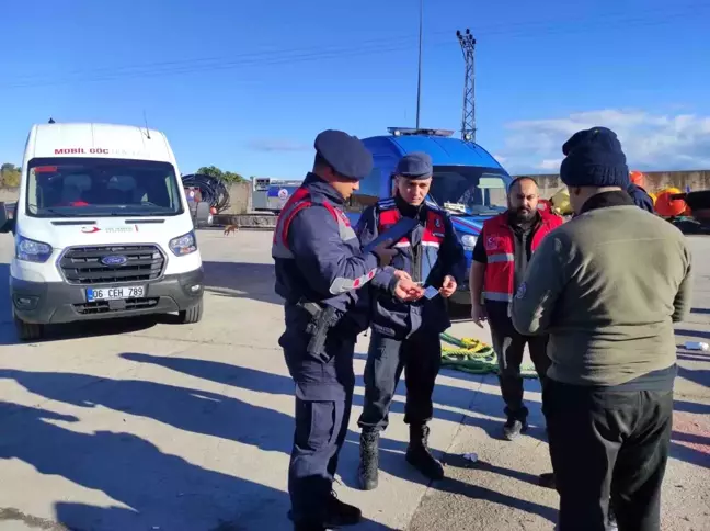 Sinop'ta Düzensiz Göçle Mücadele Denetimleri