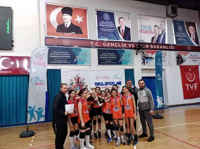 Düzce'de Okul Sporları Voleybol Müsabakaları Sonuçlandı