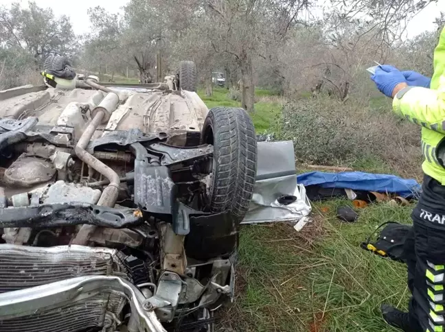 Balıkesir'de Trafik Kazası: 2 Kişi Hayatını Kaybetti