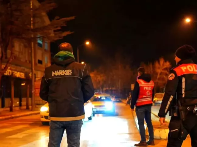Isparta'da Trafik Denetimleri: 19 Sürücüye Ceza Kesildi
