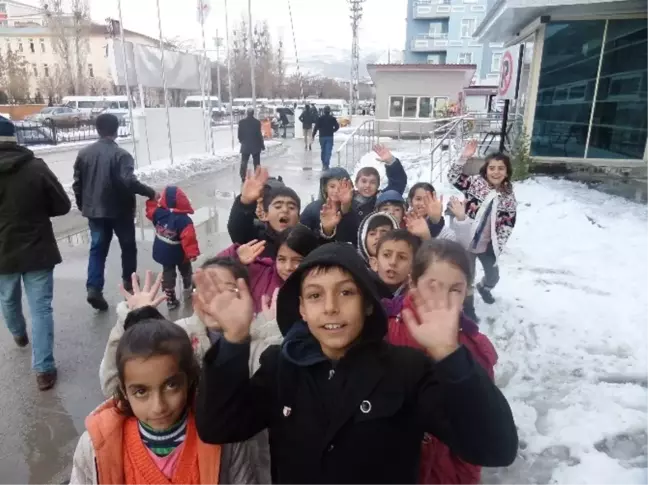 Tegv'li Öğrencilerden Hastane Ziyareti