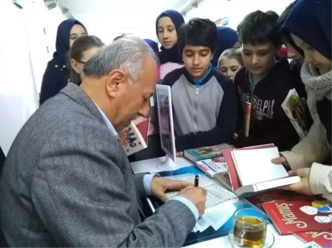 Süleymanpaşa İmam Hatip Ortaokulu'nda Kitap Festivali Düzenledi