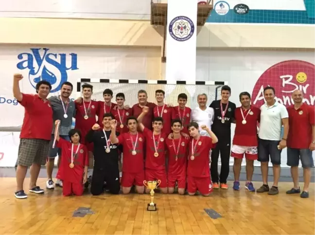 Karşıyaka'da 110 Bin Kişi Spor Yaptı