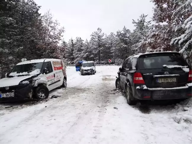 Bilecik'te Trafik Kazası: 2 Yaralı