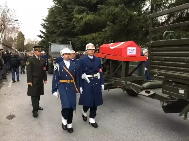 Bişkek'teki Kazada Ölen 2 Pilot 1 Teknisyen Son Yolculuklarına Uğurlandı