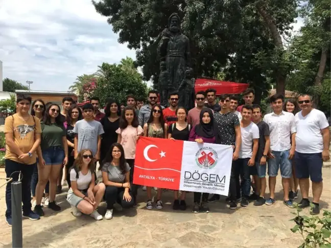 Döşemealtı'nın Gençleri Dögem ile Parlıyor