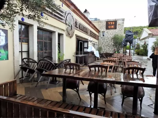 Fırtınadan Çeşme Değil, Ekonomisi Etkilendi