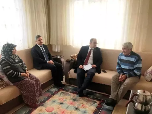 Kaymakam Üçer, Aileleri Ziyaret Etti