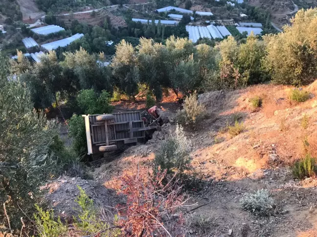 Alanya'da uçuruma yuvarlanan traktörün sürücüsü öldü