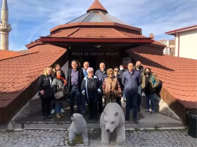 TURİZM SEZONU BİTMESİNE RAĞMEN ÇAMLIDERE TURLARI AĞIRLAMAYA DEVAM EDİYOR.