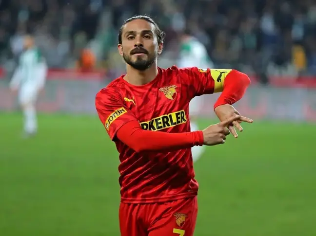 Halil Akbunar'dan Göztepe'ye veda