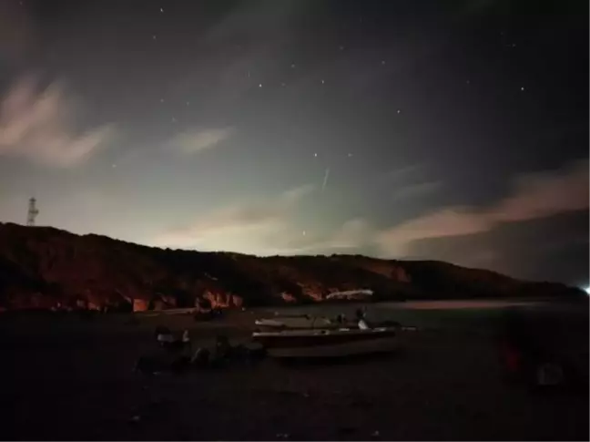 İstanbul gökyüzüne kilitlendi! Perseid meteor yağmuru heyecanla izlendi