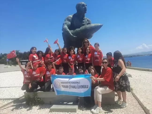 Osmaniye'den Yola Çıkan Öğrenciler Gelibolu Şehitliklerini Ziyaret Etti