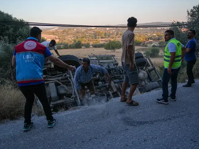 İzmir Urla'da çıkan orman yangını kontrol altına alındı