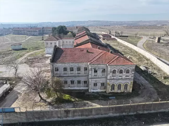 Edirne'deki Mahmudiye Kışlası Kültür Merkezi Oluyor