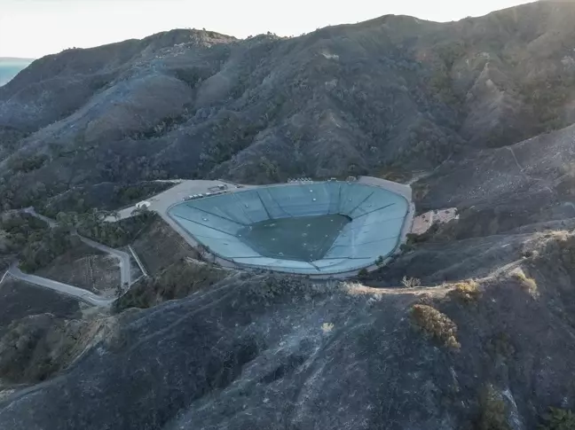 Los Angeles'taki Yangınlarla Mücadelede Su Yetersizliği Tartışmaları