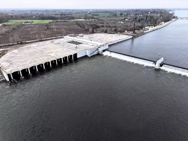 Edirne'de Meriç Nehri'nden Ayda 600 Bin Kilovatsaat Elektrik Üretilecek