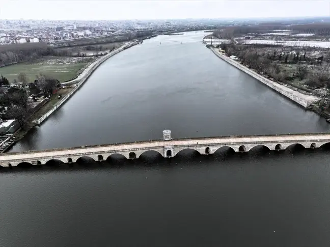 Edirne'de Kar ve Yağmur Nehir Debilerini Arttırdı