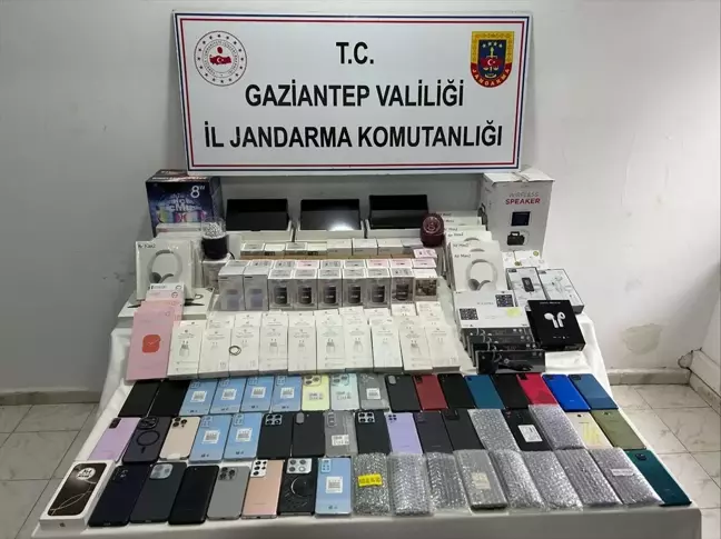 Gaziantep'te Kaçakçılık Operasyonu: 3 Gözaltı